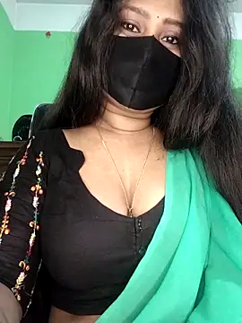 Idhika Paul online show from March 23, 2026, 2:48 am