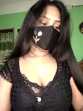 Idhika Paul online show from March 31, 2026, 8:59 am