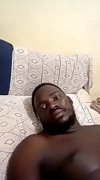 MaskedGQ online show from February 2, 2025, 6:31 pm