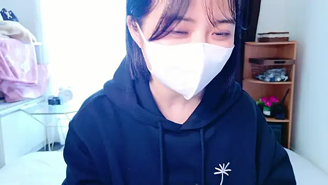 Snapshot of Nonchan_ chatting on November 24, 2025, 1:16 am Nonchan online show from November 24, 2025, 1:16 am