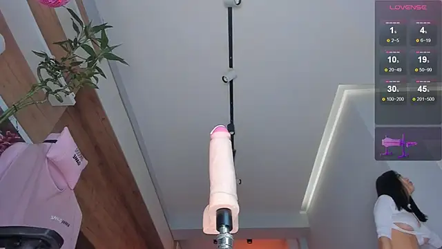 Snapshot of maakimo chatting on March 13, 2025, 6:16 am maakimo online show from March 13, 2025, 6:16 am