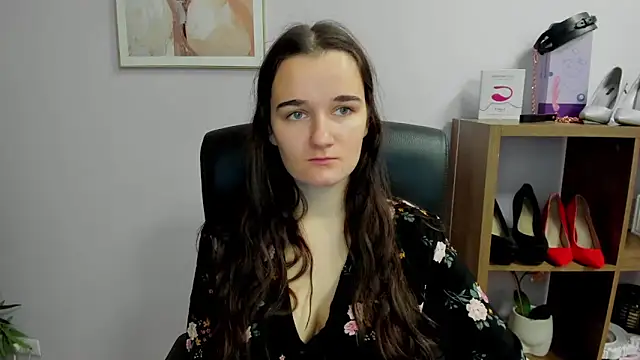 KateDelight online show from November 9, 2025, 7:50 am