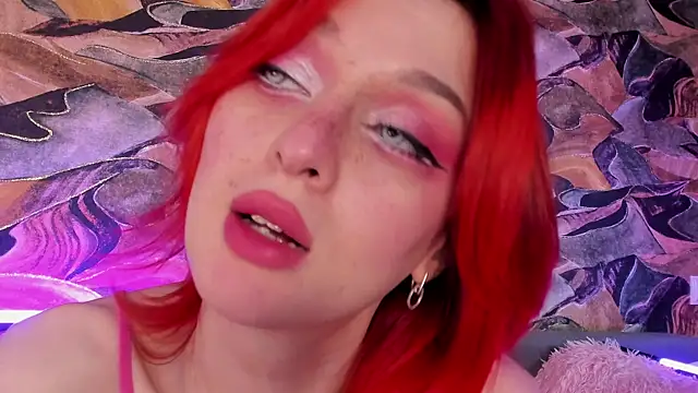 CrystalRey online show from December 30, 2024, 9:37 am