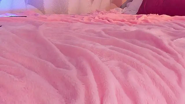 CrystalRey online show from March 6, 2025, 8:19 am