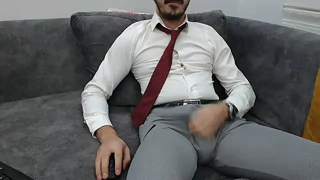 Naughtb0y online show from January 6, 2026, 11:07 pm