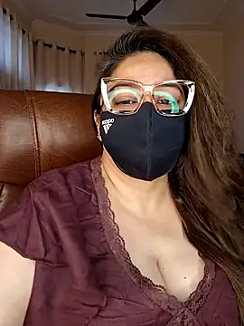 Snapshot of SEXY-Sardarni chatting on April 22, 2026, 8:06 am SEXY-Sardarni online show from April 22, 2026, 8:06 am