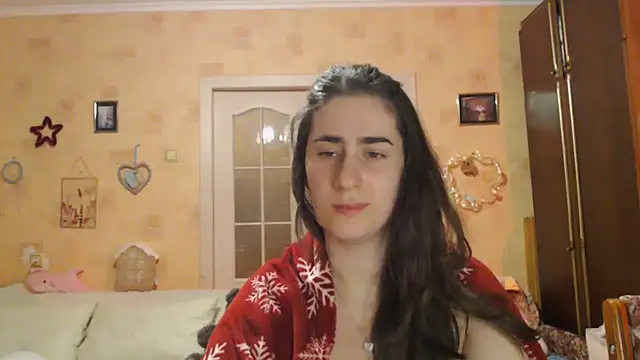 Snapshot of INELIKA chatting on October 27, 2025, 8:57 pm INELIKA online show from October 27, 2025, 8:57 pm