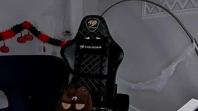 Jane Hayes online show from October 30, 2025, 12:12 am