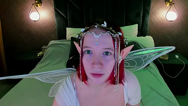 Jane Hayes online show from November 19, 2025, 12:32 am