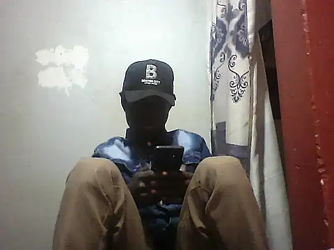 Snapshot of Javan_ chatting on September 29, 2025, 5:12 am Javan online show from September 29, 2025, 5:12 am