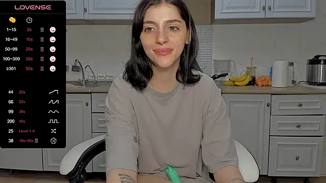 broosnica1 online show from December 27, 2024, 12:56 pm