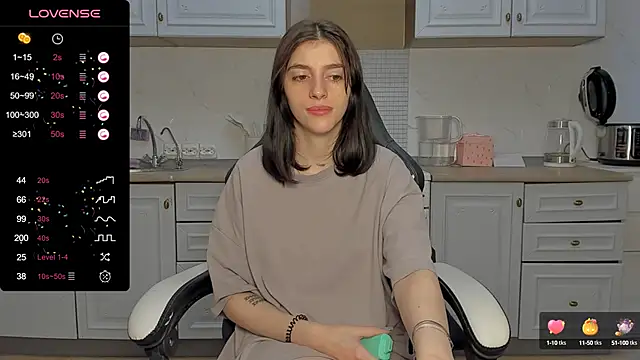 broosnica1 online show from February 7, 2025, 9:37 am