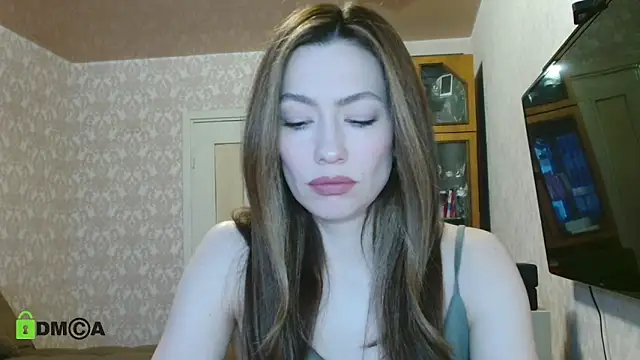 alicia spicy online show from February 6, 2025, 4:10 am