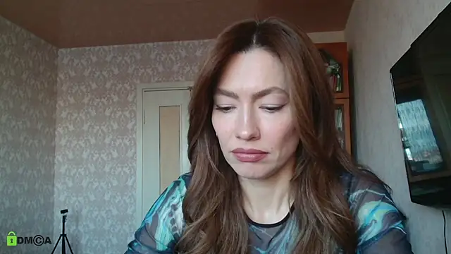 alicia spicy online show from October 22, 2025, 4:57 am