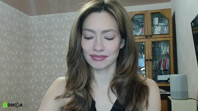 alicia spicy online show from December 15, 2025, 4:39 am