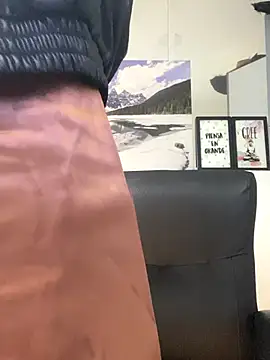 xenia golden online show from November 29, 2025, 4:21 pm