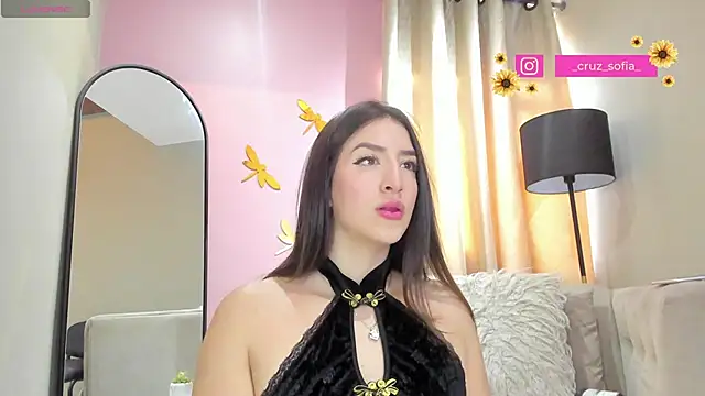 Snapshot of _AlejaCruz_ chatting on February 6, 2025, 5:30 pm AlejaCruz online show from February 6, 2025, 5:30 pm
