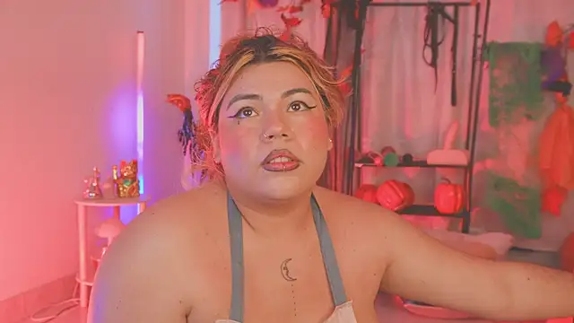 Samanta cutee online show from November 15, 2025, 9:21 pm