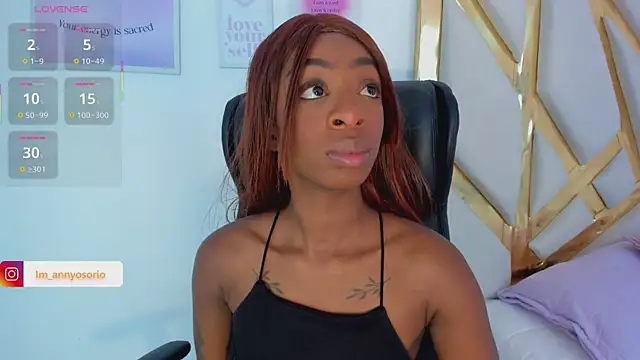 Anny osorio online show from November 15, 2025, 8:49 pm