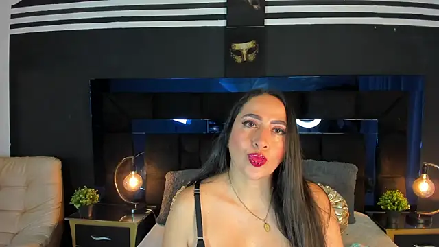 MayraVegas online show from February 6, 2025, 1:32 pm