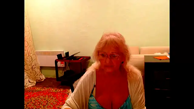 Natali7634 online show from October 9, 2025, 4:32 am