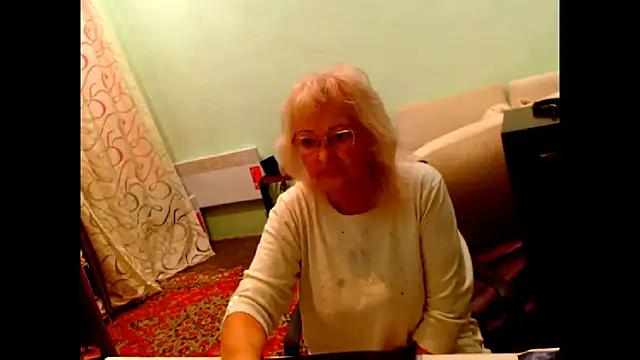 Natali7634 online show from October 20, 2025, 3:29 am