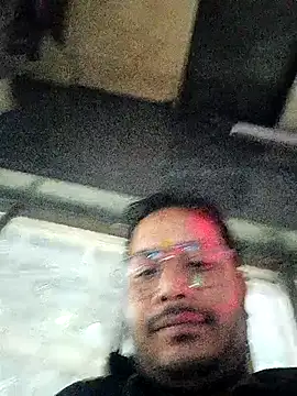 Snapshot of DeepakXxxR86 chatting on November 22, 2025, 6:29 pm DeepakXxxR86 online show from November 22, 2025, 6:29 pm