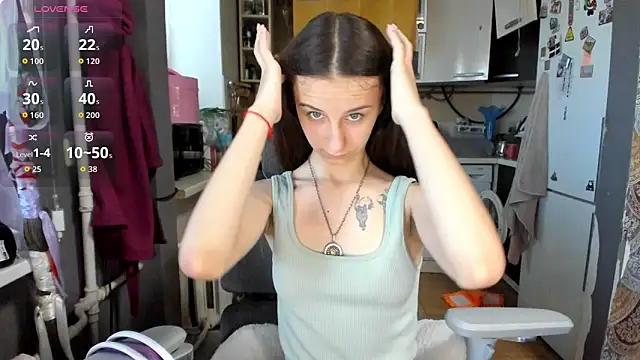 Snapshot of _Nika_Kik chatting on June 21, 2026, 3:14 pm Nika Kik online show from June 21, 2026, 3:14 pm