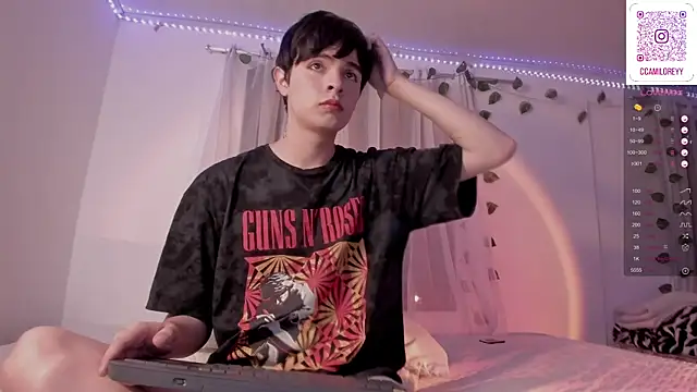 Snapshot of ianstar_599 chatting on December 20, 2024, 12:08 am ianstar 599 online show from December 20, 2024, 12:08 am