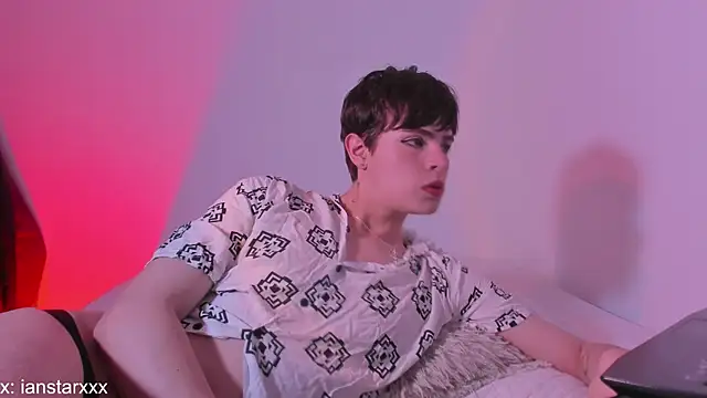 Snapshot of ianstar_599 chatting on February 23, 2025, 11:58 pm ianstar 599 online show from February 23, 2025, 11:58 pm