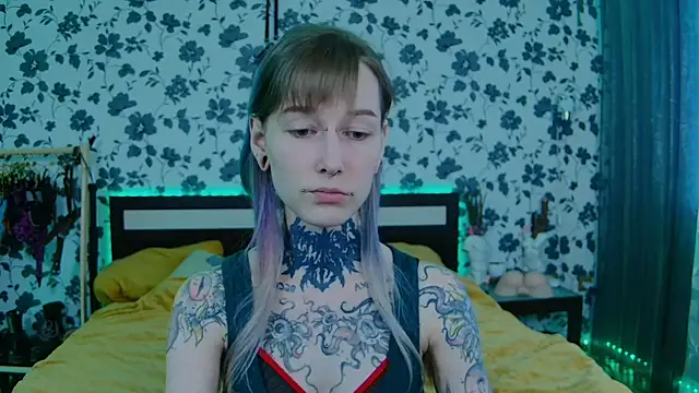 Littlespacemouse online show from September 30, 2025, 12:32 pm