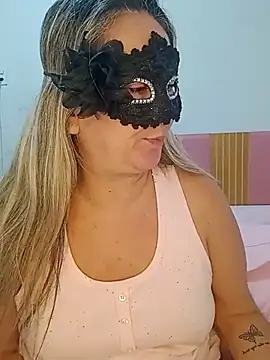 titiasexy online show from April 20, 2026, 5:48 pm