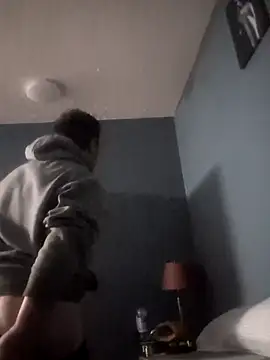 jonnyjenner online show from October 10, 2025, 2:32 am