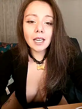 Kimiechanuwu online show from November 14, 2025, 5:55 pm