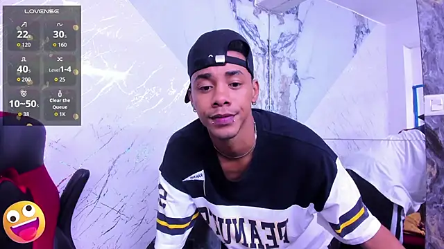 Hottwinkguys online show from November 15, 2025, 5:05 am