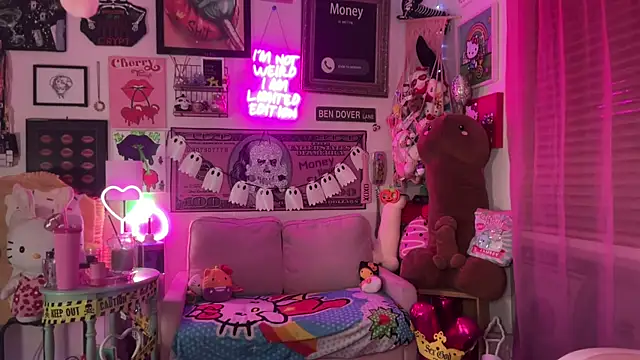 Snapshot of CherryBombBomb chatting on October 29, 2025, 4:04 am CherryBombBomb online show from October 29, 2025, 4:04 am