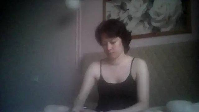 Snapshot of SunElizabeth chatting on July 9, 2026, 4:22 pm SunElizabeth online show from July 9, 2026, 4:22 pm