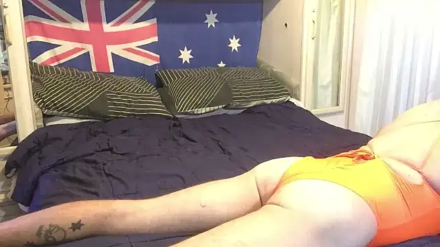 madaussiehere online show from August 10, 2026, 4:27 am