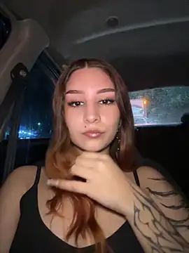 Snapshot of Mon_Cherry chatting on November 26, 2025, 12:55 am Mon Cherry online show from November 26, 2025, 12:55 am