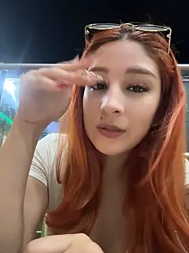 Mon Cherry online show from June 4, 2026, 1:33 am