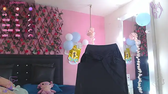 Snapshot of SamaraCortez chatting on September 23, 2025, 7:06 pm SamaraCortez online show from September 23, 2025, 7:06 pm