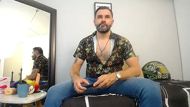 jonasbeards online show from November 3, 2025, 7:37 pm