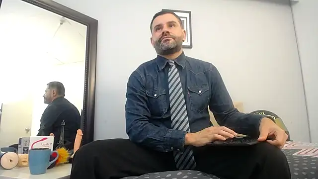 jonasbeards online show from November 11, 2025, 3:23 pm