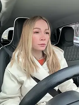 LavenderHot online show from January 27, 2025, 3:15 am