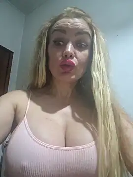 eva ragazzadolce online show from November 11, 2025, 1:38 am