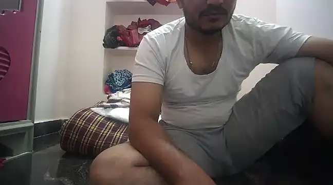 naughtymike0007 online show from March 22, 2025, 2:58 pm