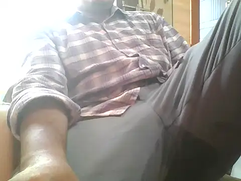 naughtymike0007 online show from October 3, 2025, 11:07 am