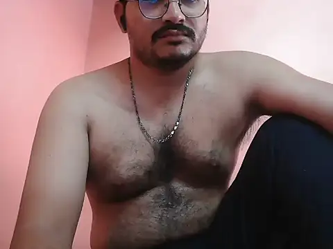 naughtymike0007 online show from April 11, 2026, 10:19 am