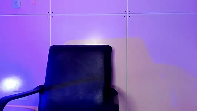 Hilary-banks online show from December 4, 2024, 10:35 am
