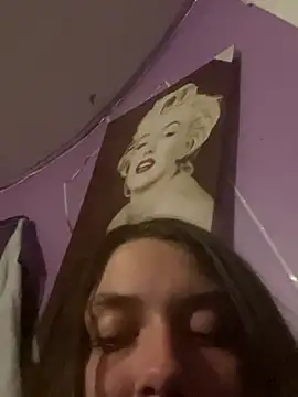 itzcheyduh online show from October 16, 2025, 3:07 am